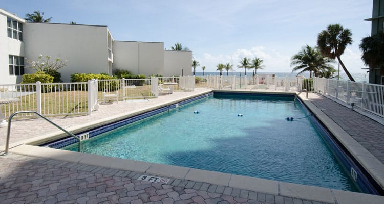 1200 Club Fort Lauderdale Pool