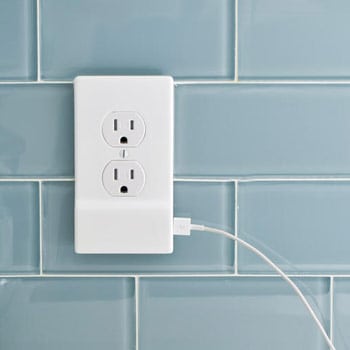 SnapPower USB Outlet