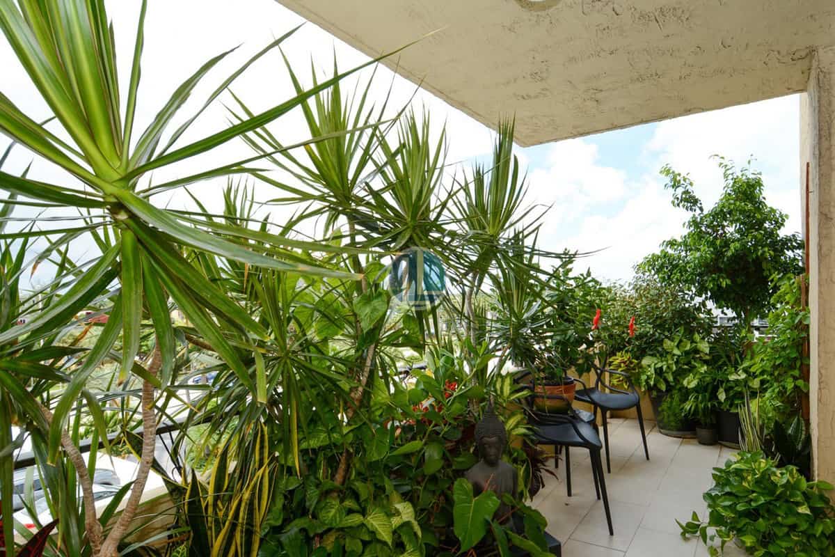 Balcony East Point Towers Fort Lauderdale