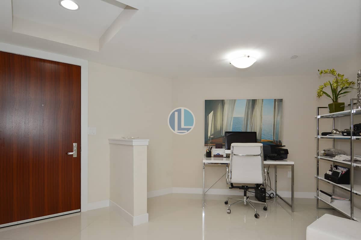 2821 North Ocean Boulevard, Unit 1107S, Fort Lauderdale, FL 33308 Entry Office