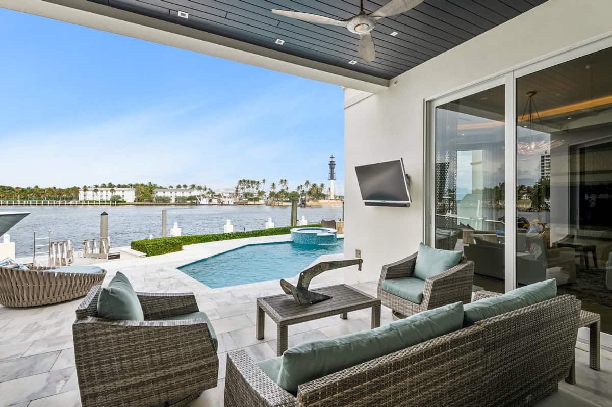 Outdoor Living 2400 Bay Drive Pompano Beach FL 33062