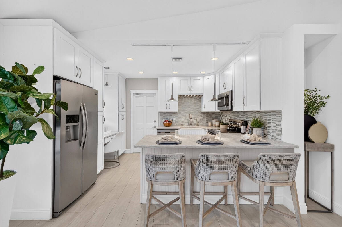 11-Kitchen-1318-SE-12th-Way-Fort-Lauderdale-FL-33316