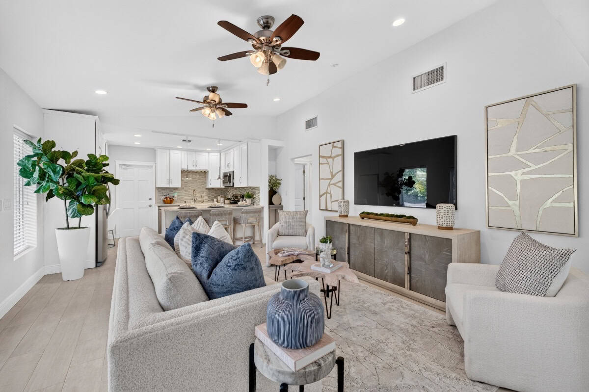 8-LivingKitchen-1318-SE-12th-Way-Fort-Lauderdale-FL-33316